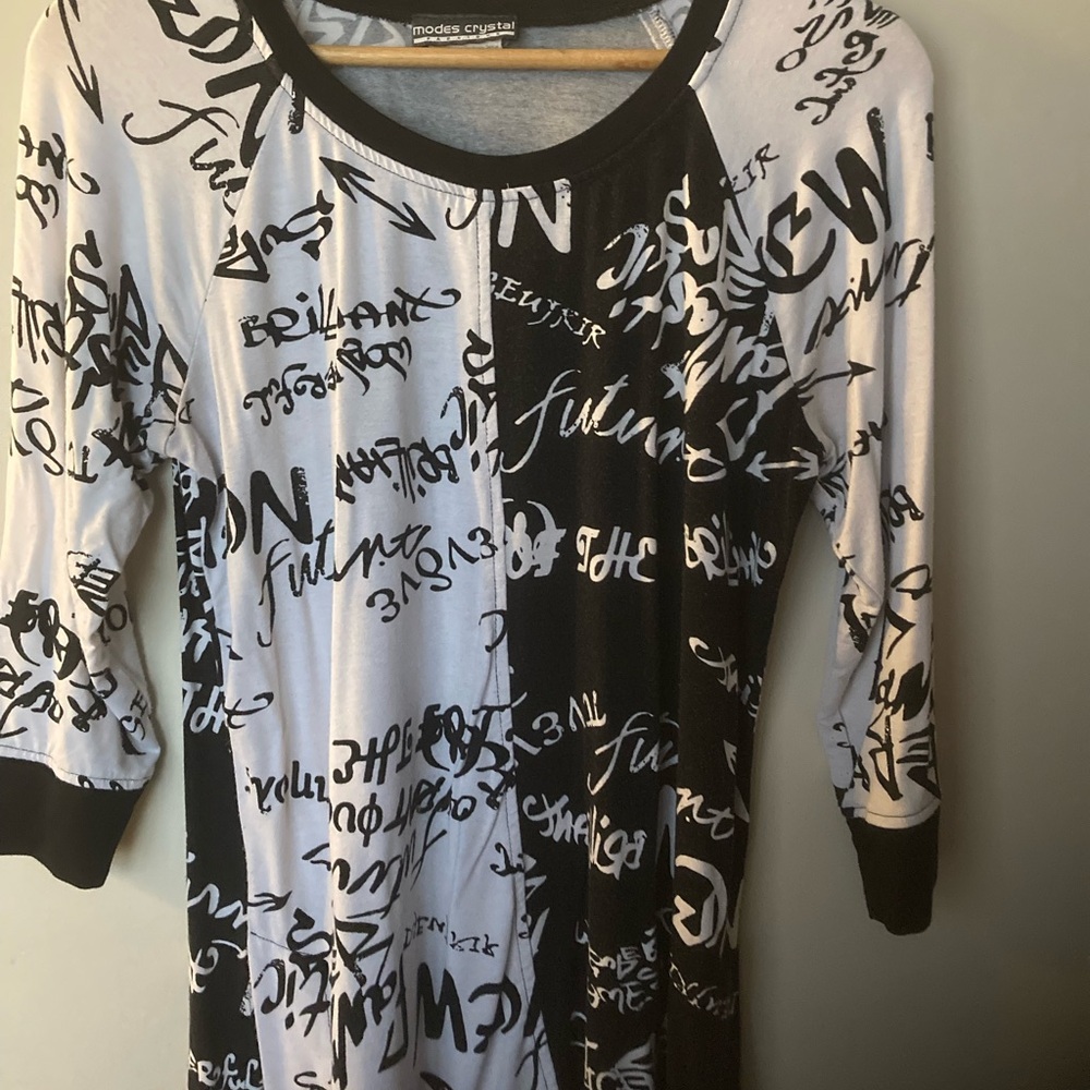 Black and White Script Long Sleeve Top